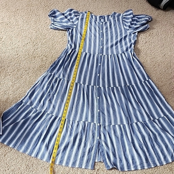 Old Navy size large blue white striped maxi dress with pockets - Picture 4 of 6